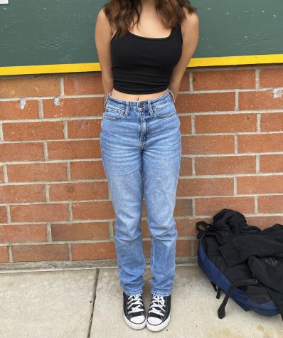 Canyon student wearing the outfit that got her dress-coded by her teachers and administrators.