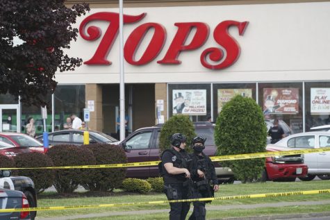 Buffalo supermarket mass shooting scene. News 4 Buffalo.
