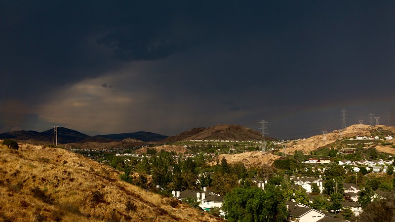 A+rare+view+of+SCV+during+a+summer+storm.