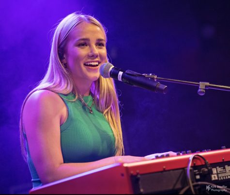 Avery Anna @ Tractor Tavern