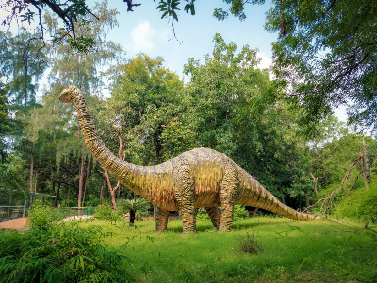 Statue of a Brachiosaurus